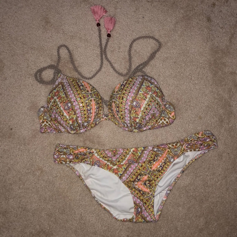 Victoria Secret bikini